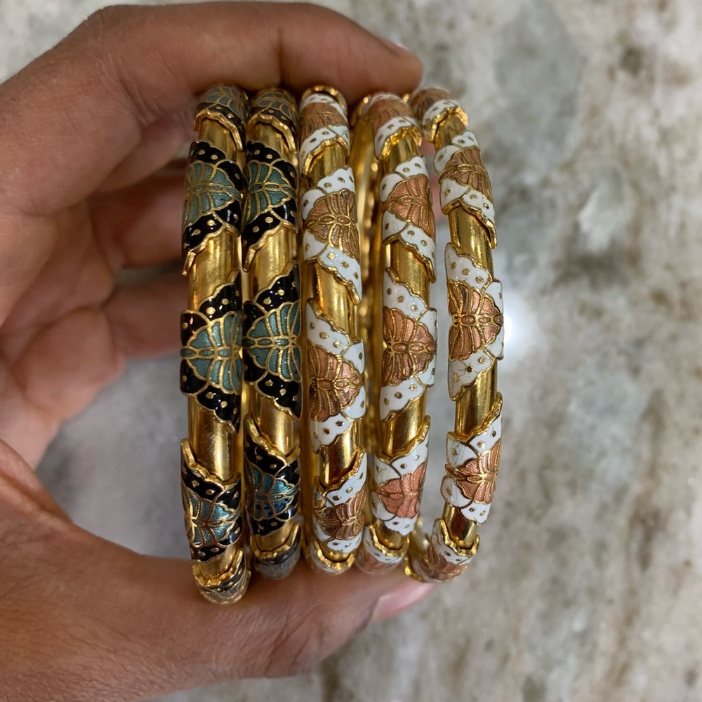 Bangle bracelets - Picture 3 of 6